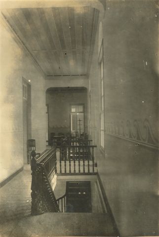 http://muspam.com.br/images/phocagallery/fotos_antigas/predio-da-casa-da-cultura-antigo-grande-hotel/6_interior em 1924_foto2870.jpg